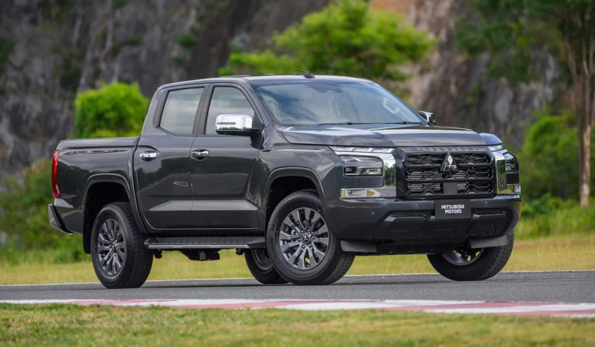 Mitsubishi l200 2023