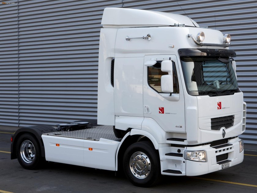 Renault Premium 440