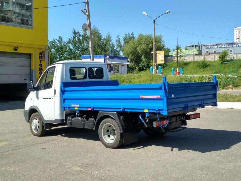 ГАЗ САЗ 3512