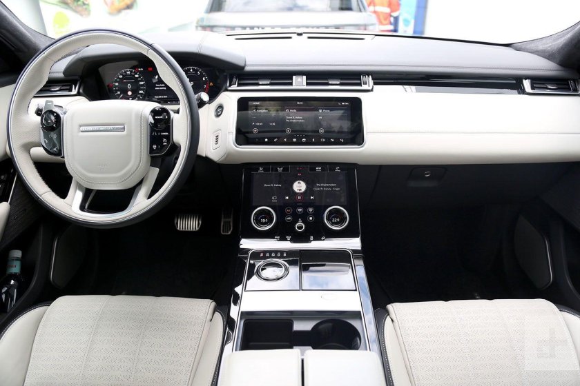 Land Rover range Rover Velar салон