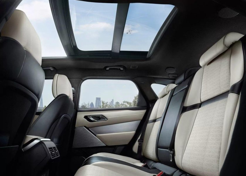 Range Rover Velar 2020 салон задний
