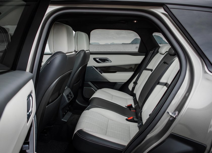 Range Rover Velar 2017 салон