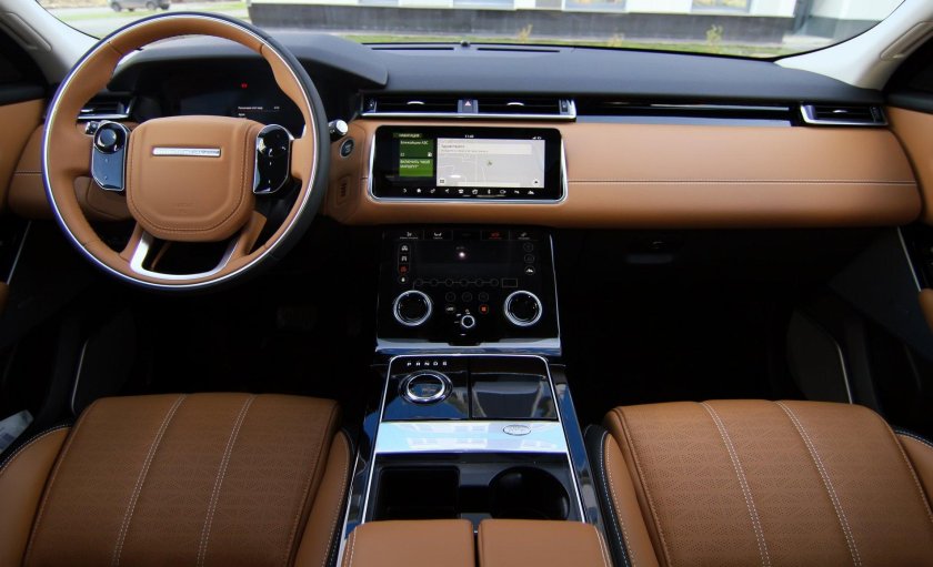 Велар ленд Ровер салон