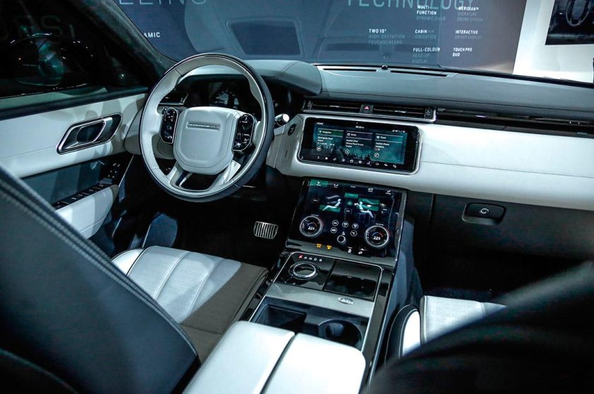 Range Rover Velar 2017 салон