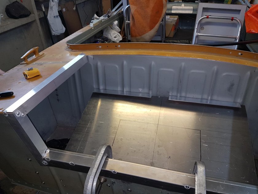 Транец Прогресс 2