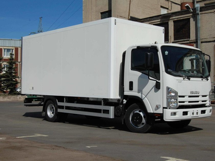 Грузовики Исузу NPR 75