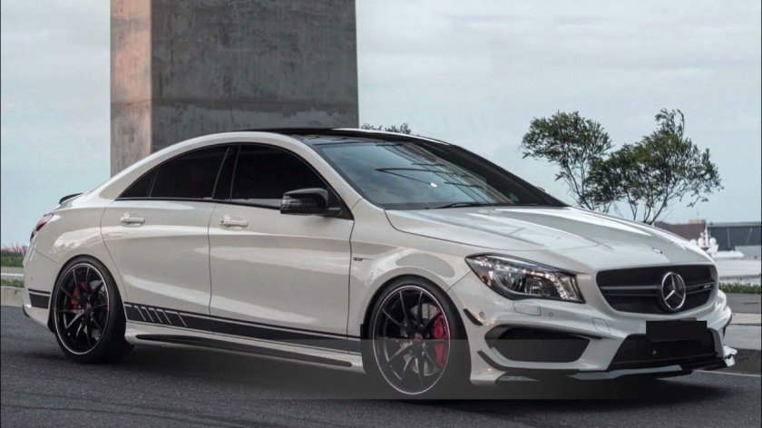 Мерседес-Бенц CLA 45 AMG