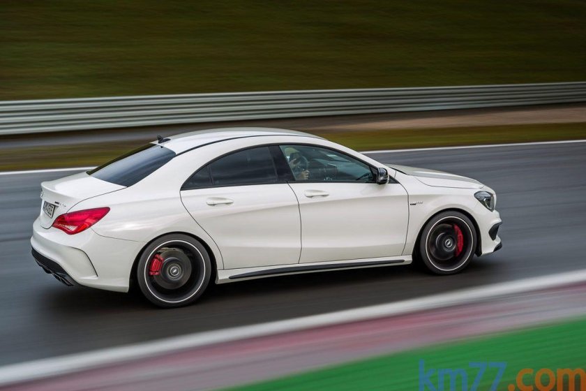 Mercedes Benz CLA 45 AMG