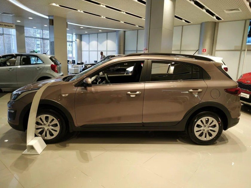 Kia Rio x коричневый