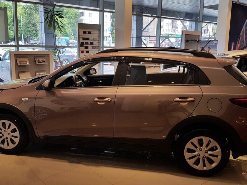 Kia Rio x коричневый