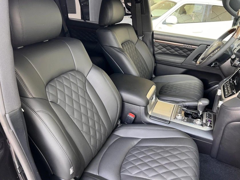 Перетяжка салона ленд Крузер 200