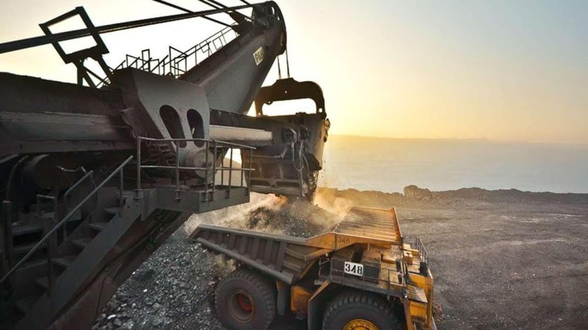 БЕЛАЗ-75600 самосвал