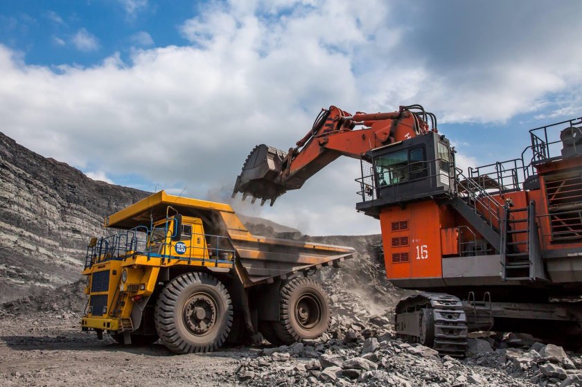 Черногорский угольный разрез