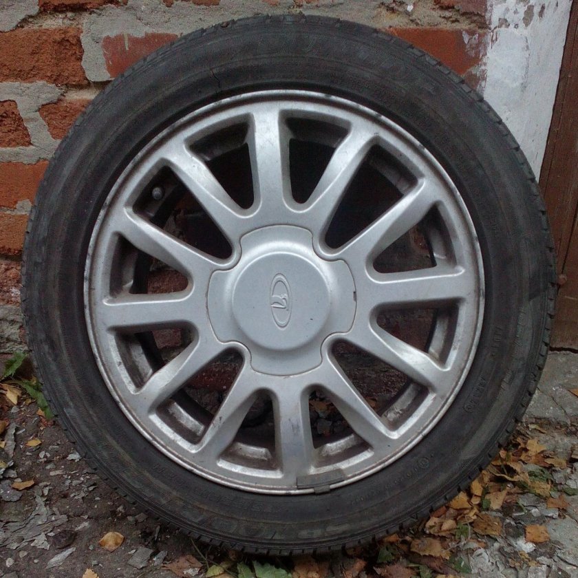 Заводские диски Лада Гранта r15