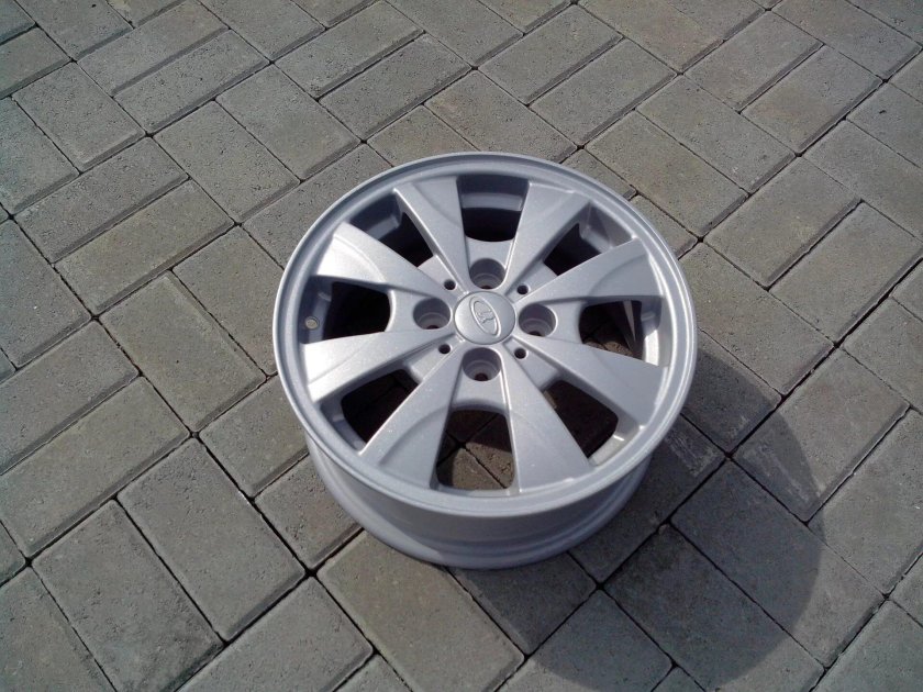 Диск литой Лада Гранта r14