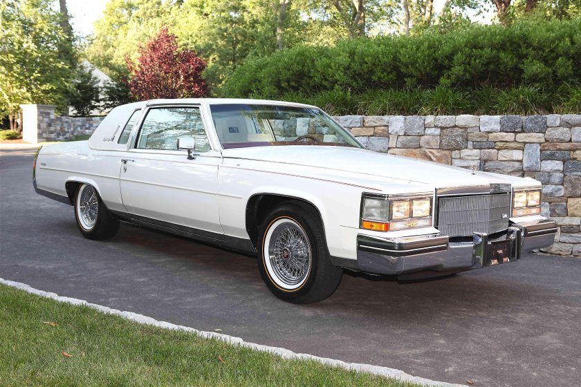 Cadillac Fleetwood 1985