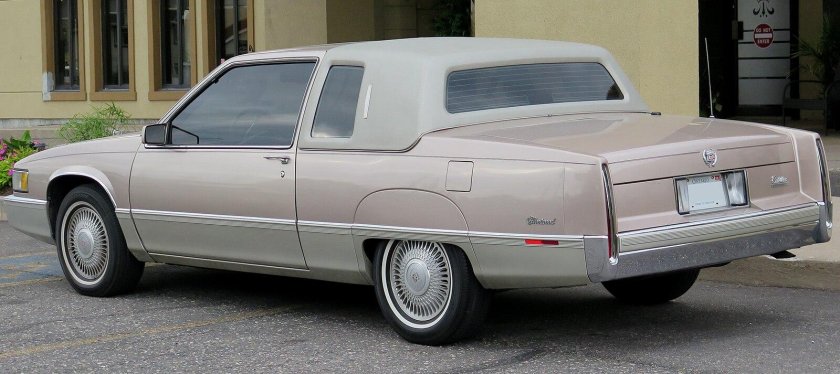 Кадиллак Флитвуд купе