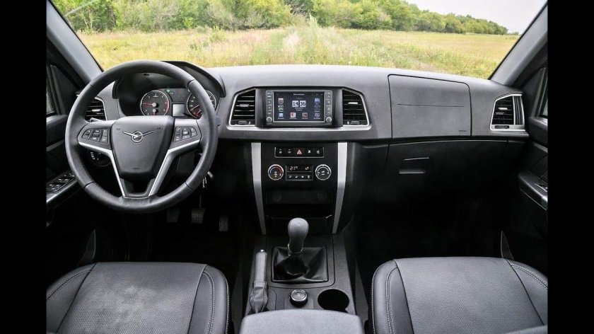 УАЗ Патриот 2017 салон