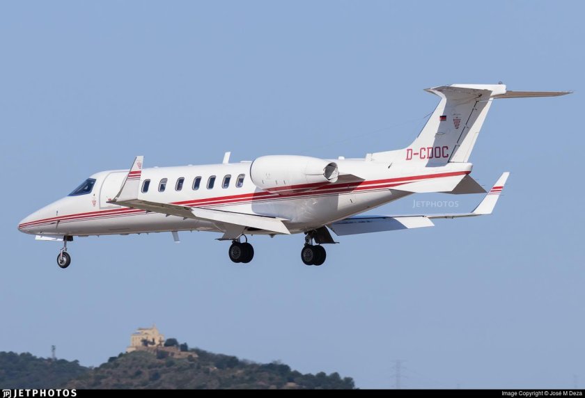 Пассажирский самолет