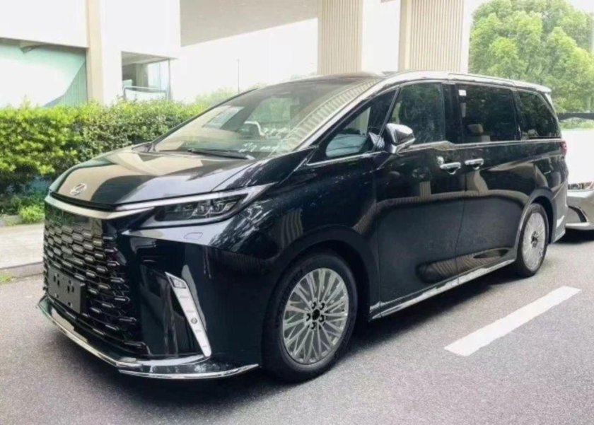 Лексус минивэн 2023