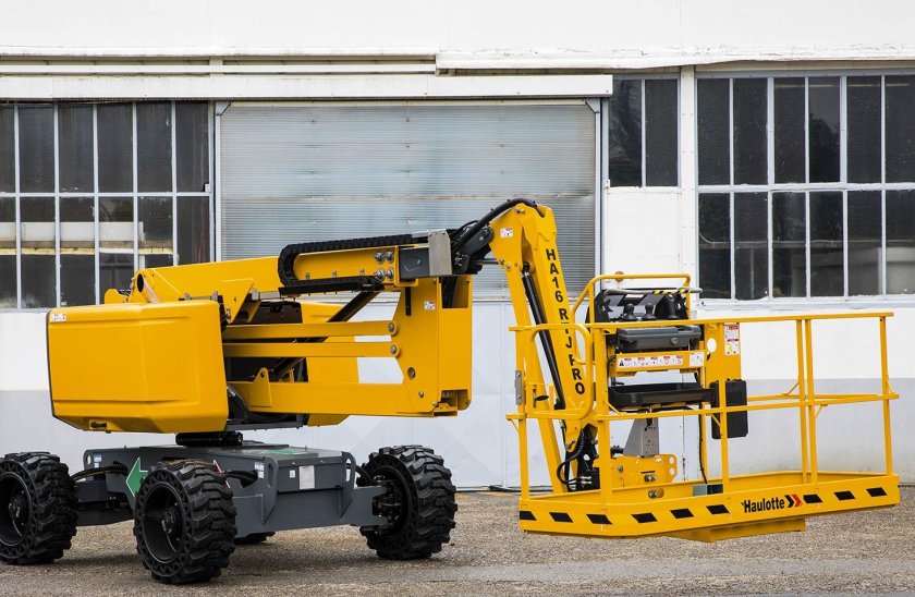 Подъемник коленчатый Haulotte ha16