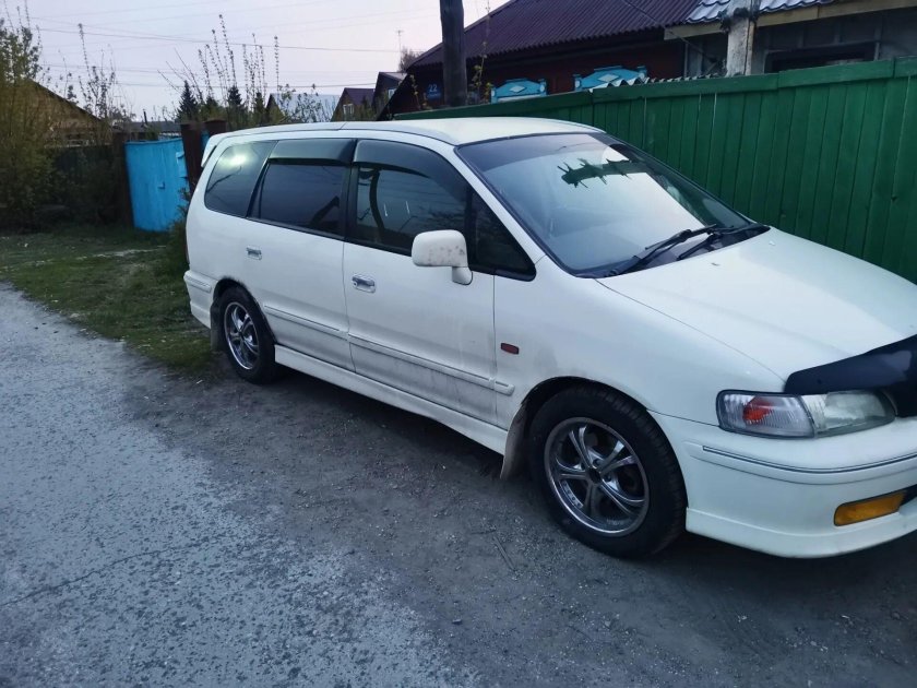 Хонда Одиссей 1998 года