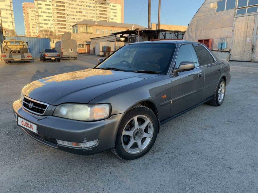Хонда Инспаер 1996 года