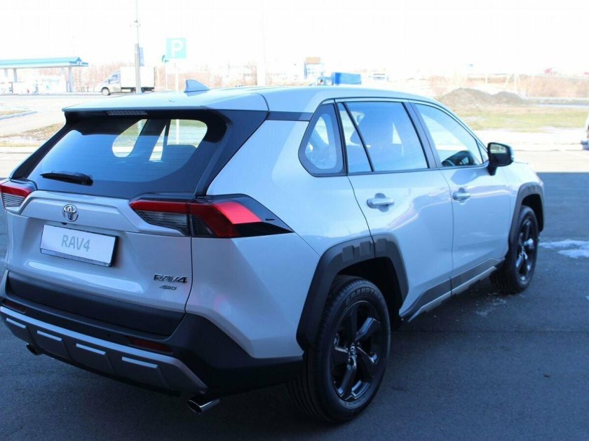 Новый рав 4 2022