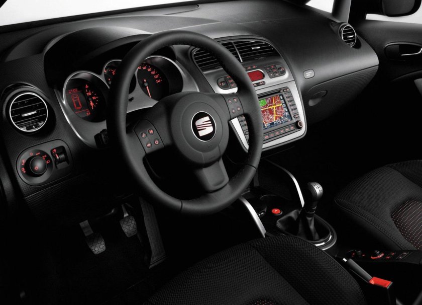 Seat Altea салон