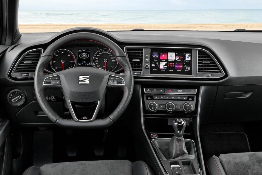 Seat Leon 3 салон