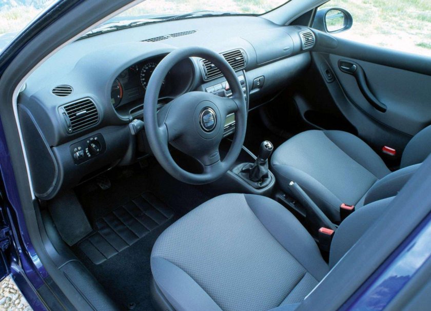 Сеат Леон 2000