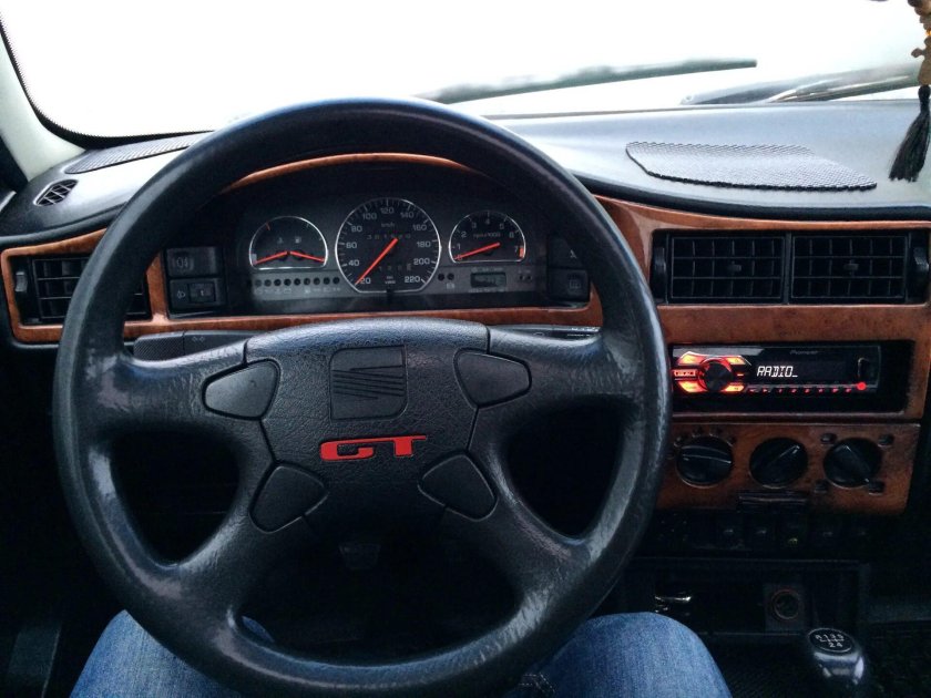 Seat Toledo 1 салон