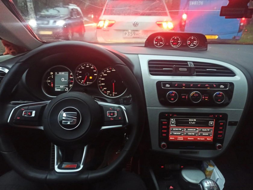 Seat Leon 2 салон