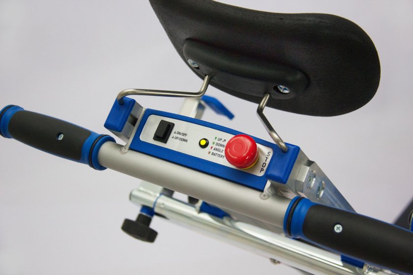 Гусеничный подъемник