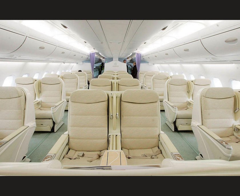 Кресла бизнес класса в самолете