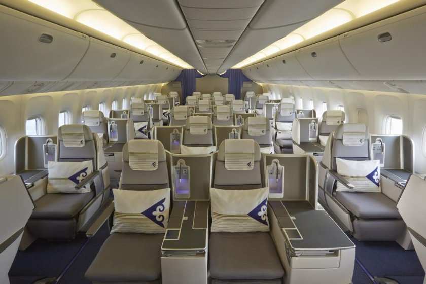 Air Astana 767 бизнес класс