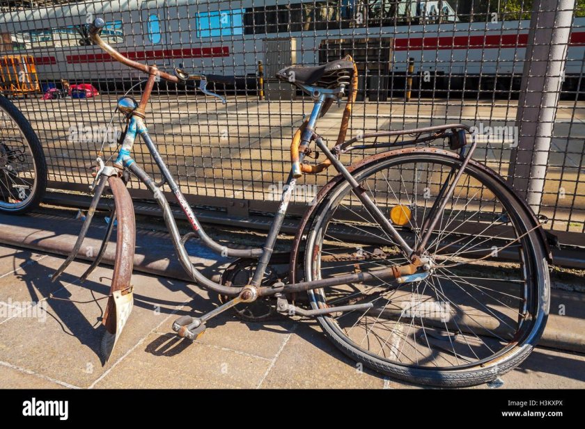 Заброшенный велосипед