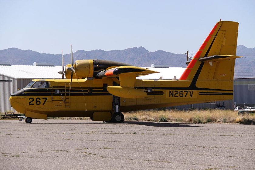 Canadair CL-215