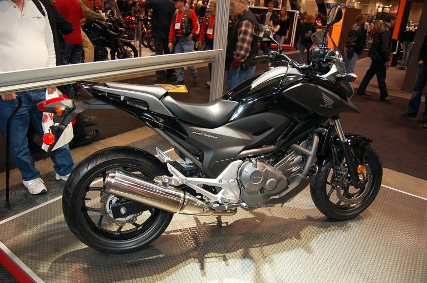 Хонда nc700s