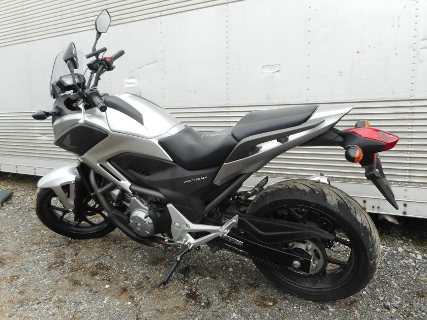 Мотоцикл Хонда раскраска