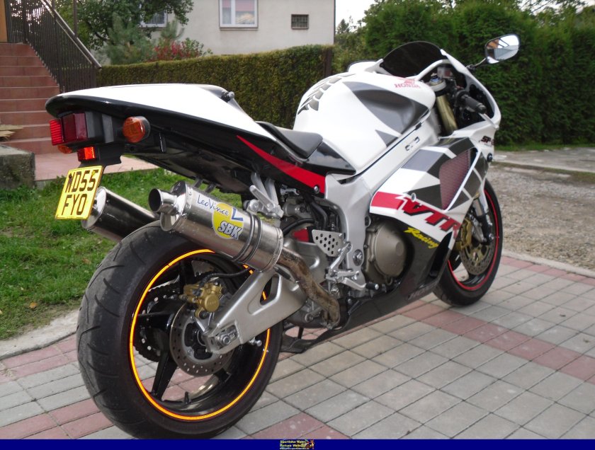 VTR 1000 sp2
