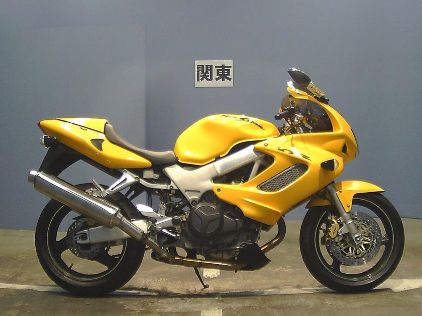 Хонда vtr1000f