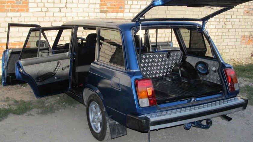 ВАЗ 2104 багажник