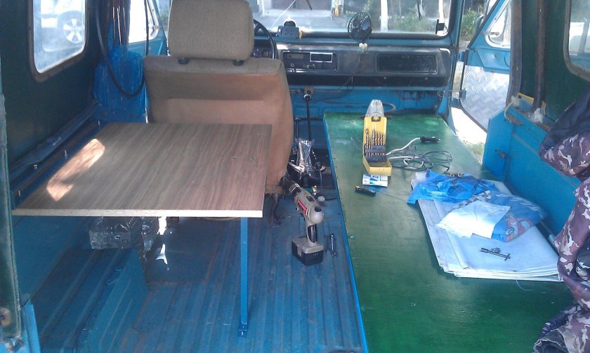 ЛУАЗ-969 со спальником