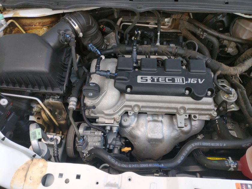 Двигатель Равон р4