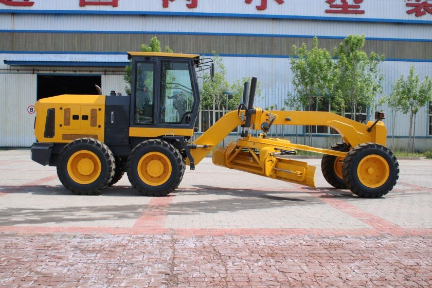 Боковое стекло грейдер py240mh