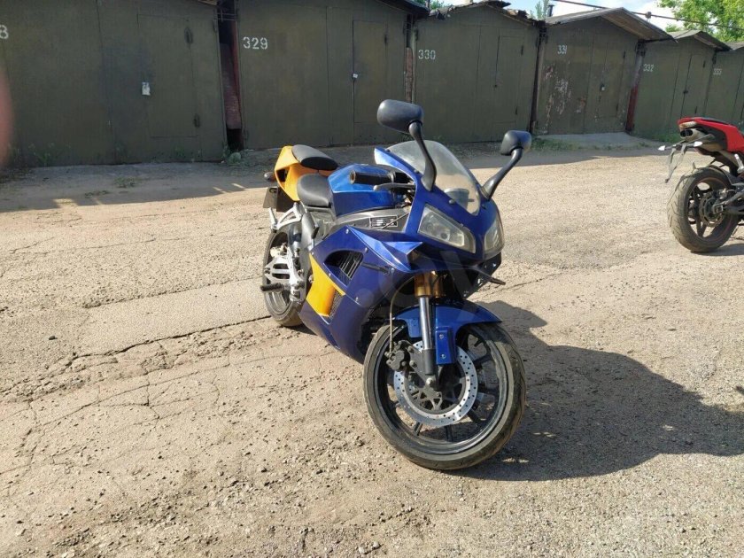 Мотоцикл Spark r6