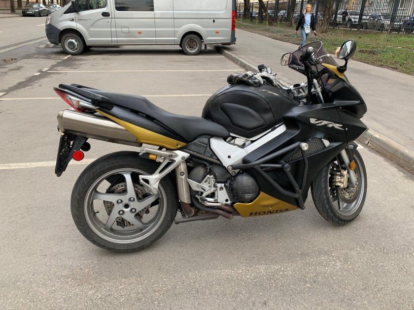 Honda VFR 800 2006