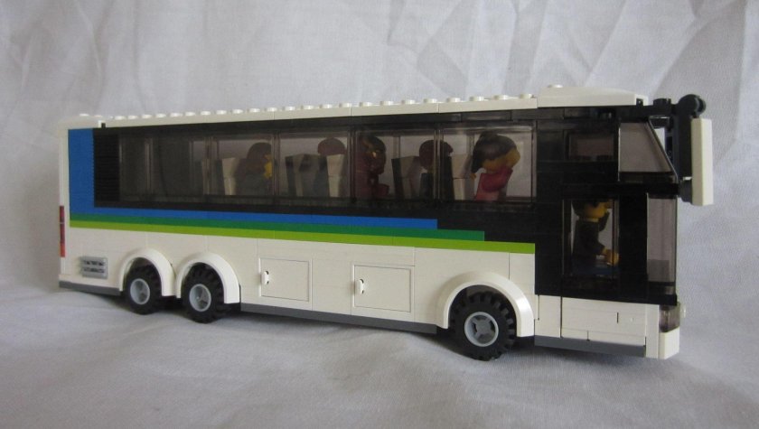 Лего автобус НЕФАЗ