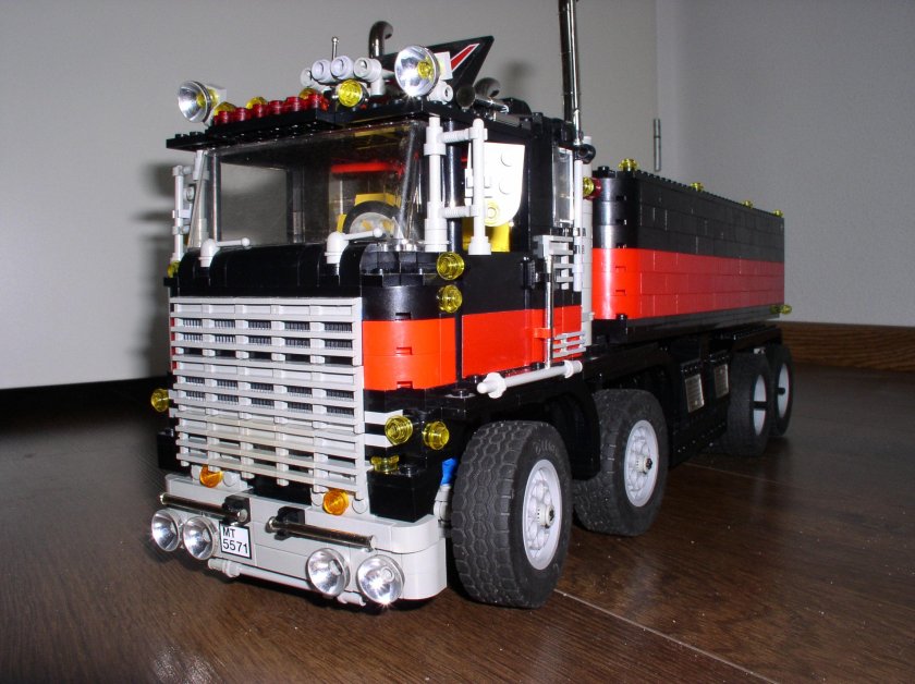 Лего грузовик 47008